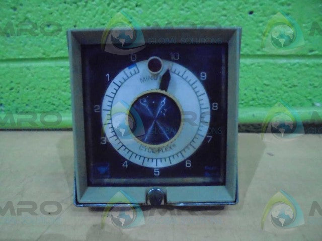 EAGLE SIGNAL DIVISION HP54A616 TIMER 120V 60HZ *USED*