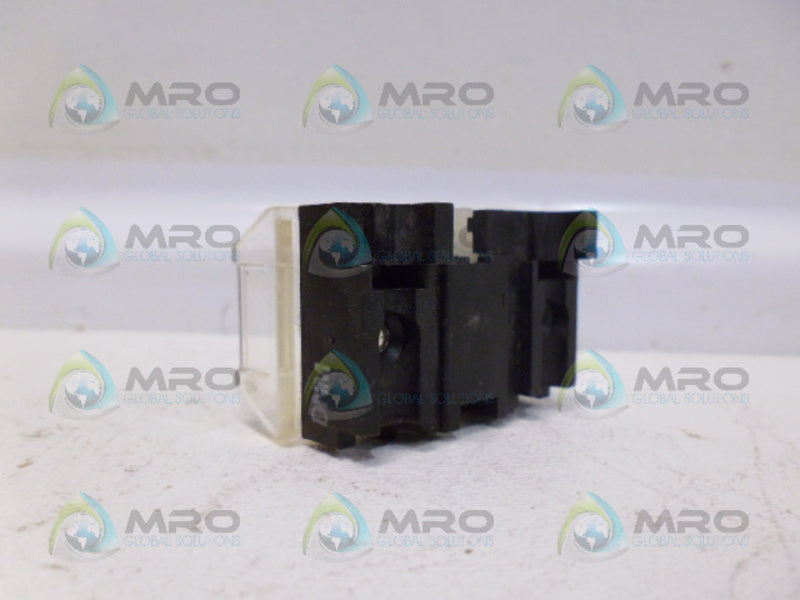 ALLEN BRADLEY 800T-XD2 SER D (AS PICTURED) *USED*