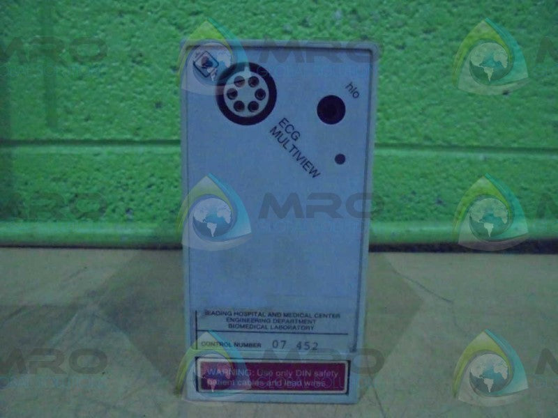 SPACE LABS 90470-01 V2.02.33EN MODULE RACK *USED*
