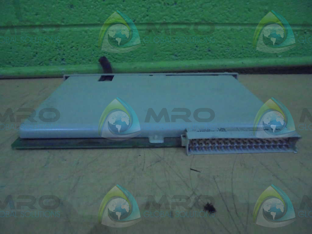 SIEMENS 6ES5312-3AB11 INTERFACE MODULE *USED*