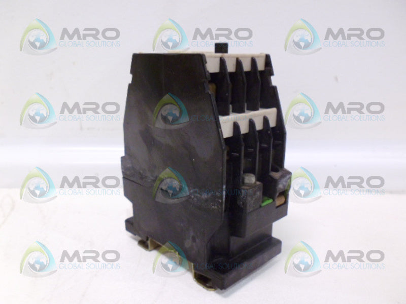 SIEMENS 3TH8244OA CONTACTOR UNMP