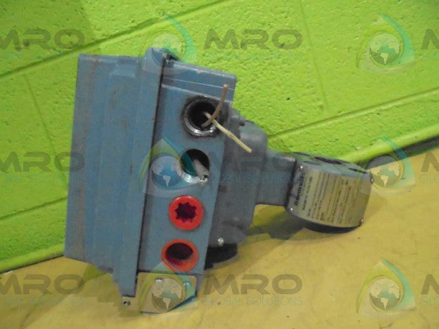 ROSEMOUNT 8722 TA03 MAGNETIC FLOW TRANSMITTER w/ ROSEMOUNT 8711 RRE005T1 *USED*