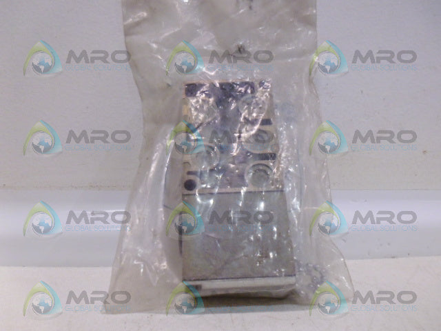 SMC SP0102 SUB PLATE VALVE *NEW IN FACTORY BAG*