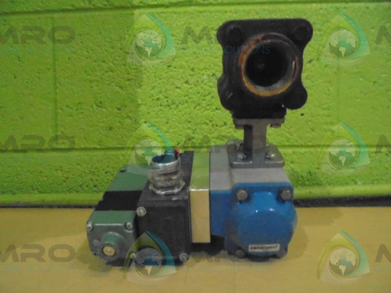 JAMESBURY VRVL051 DA B C  VALVE ACTUATOR w/ NUMATICS 082SA43AK000030 *USED*