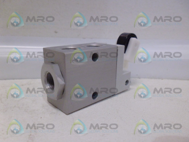 PARKER PA10272 VALVE *NEW NO BOX*