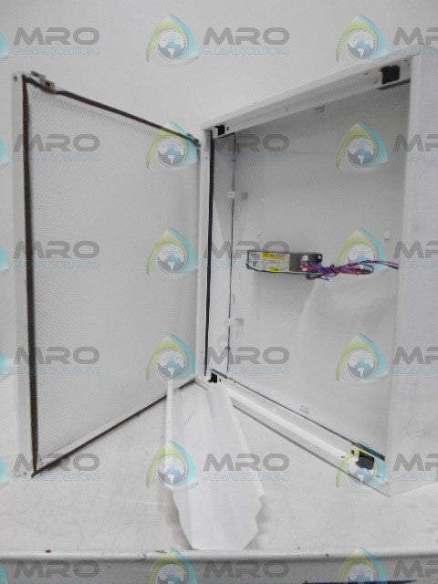 METALUX 2M-2UGA-120V-EB81-U SURFACE MODULAR *NEW IN BOX*