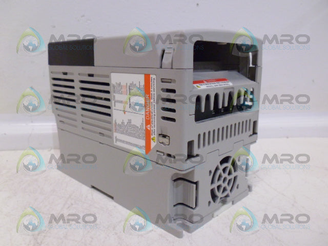 ALLEN BRADLEY 22A-A8P0N104 POWERFLEX 4 AC DRIVE FRN:5.01 *NEW IN BOX*