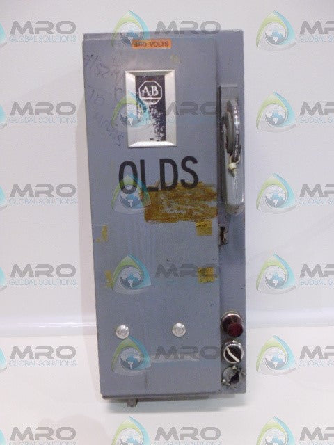 ALLEN BRADLEY 712-CACD251 SER N COMBINATION STARTER (AS PICTURED) *USED*