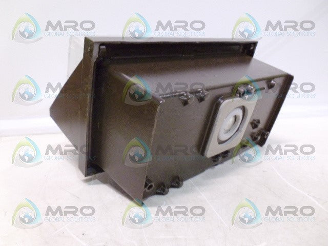 COOPER LIGHTING HPWL-250-480V-F2 LIGHT FIXTURE WALL MOUNT *NEW IN BOX*