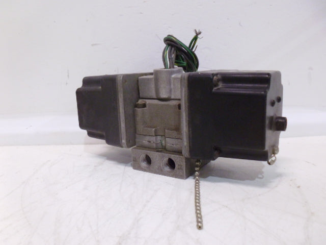 PARKER CCJ11S37B01 VALVE *USED*