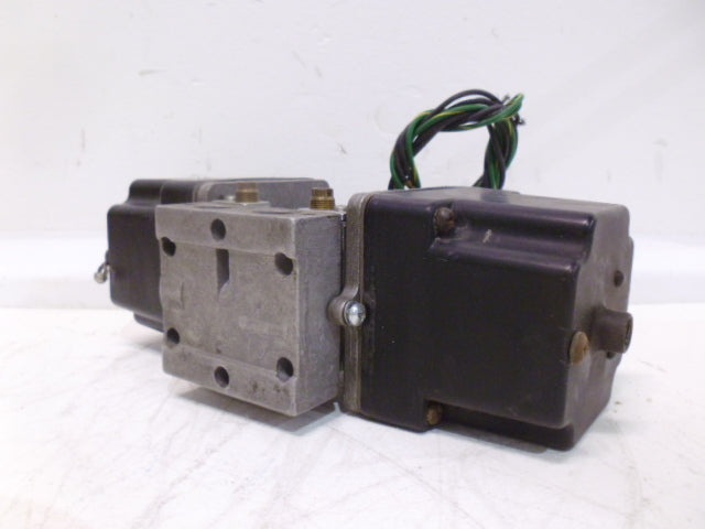 PARKER CCJ11S37B01 VALVE *USED*