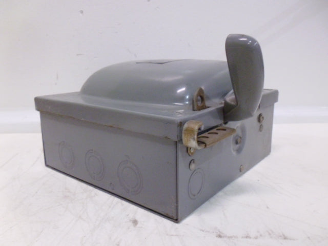 SQUARE D H321N SER A2 SAFETY SWITCH (AS PICTURED) *NEW NO BOX*