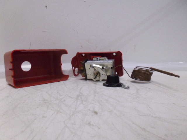 CHROMALOX AR-214 THERMOSTAT *NEW NO BOX*
