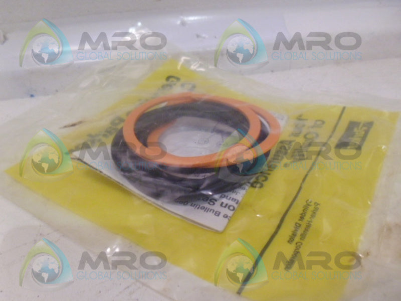 PARKER PK252HLL01 2 1/2 BUNAN PISTON SEAL KIT *NEW IN BOX*