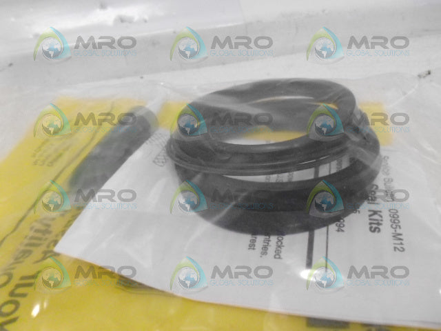 PARKER PK2502MA01 SEAL KIT *NEW IN BOX*