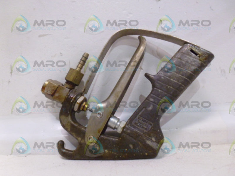SPRAYING SYSTEMS SPRAY GUN (AS PICTURED) *USED*