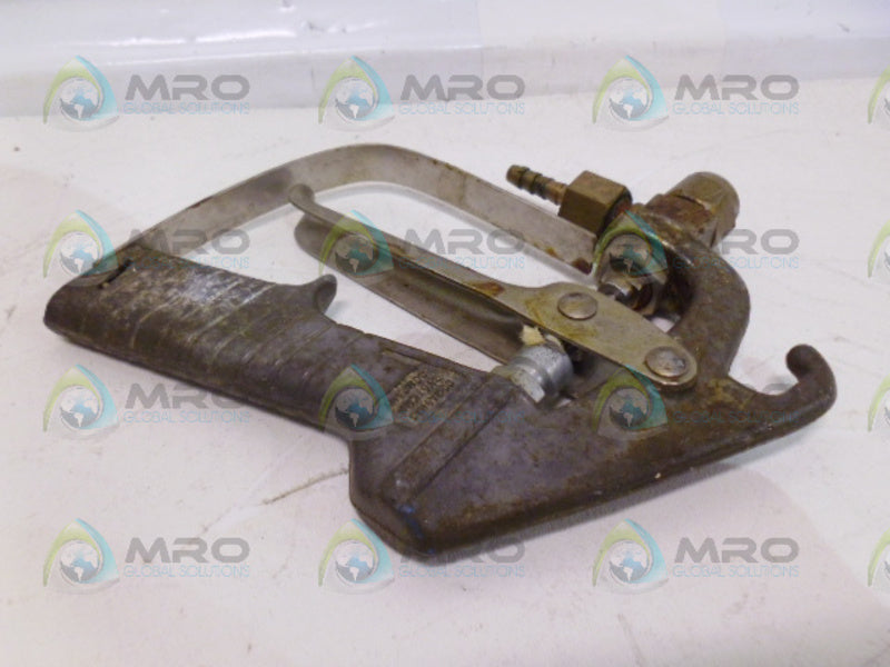 SPRAYING SYSTEMS SPRAY GUN (AS PICTURED) *USED*