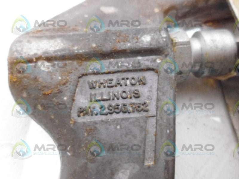 SPRAYING SYSTEMS SPRAY GUN (AS PICTURED) *USED*