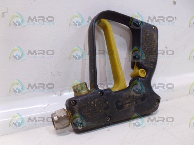 SPRAYING SYSTEMS 30 GUNJET SPRAY GUN *USED*
