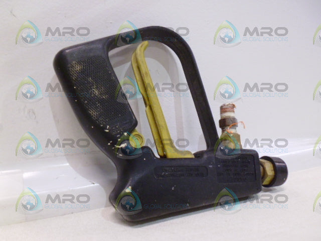 SPRAYING SYSTEMS 30 GUNJET SPRAY GUN 250 PSI (AS PICTURED) *USED*