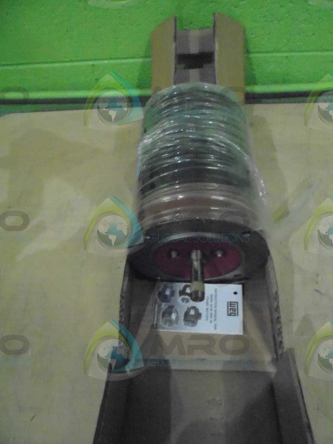 WEG 10567157 MOTOR *NEW IN BOX*