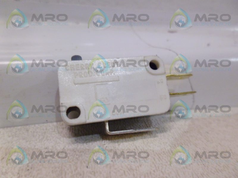 CHERRY ELECTRIC E2100AX SNAP SWITCH  NSNP