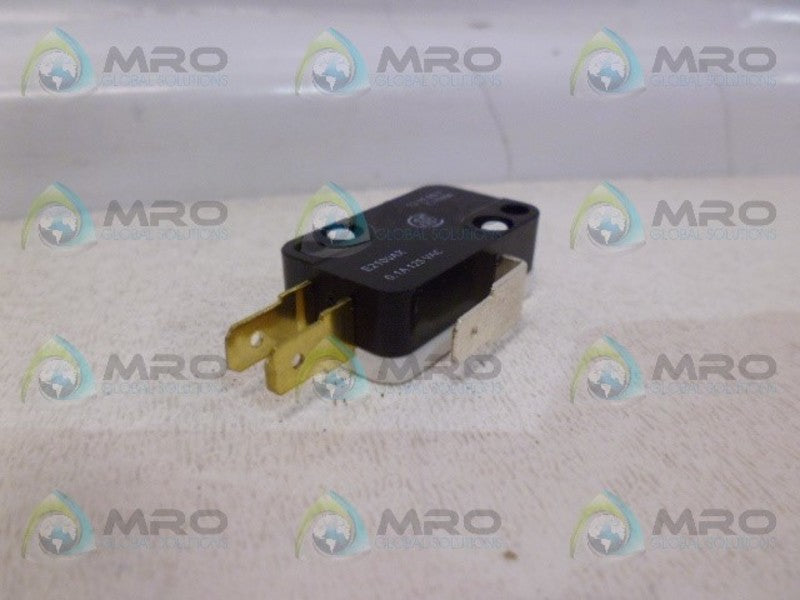 CHERRY ELECTRIC E2100AX SNAP SWITCH  NSNP