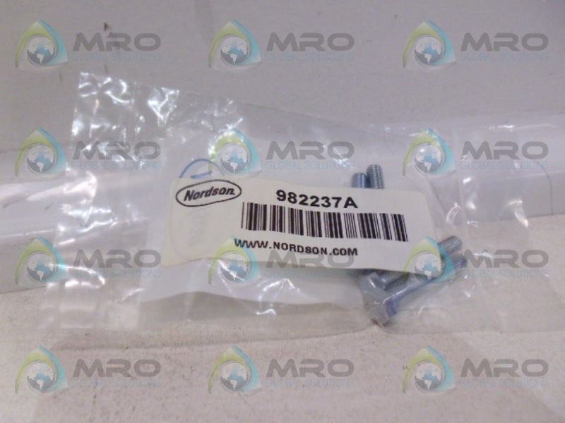 NORDSON 982237A HEX SCREWS (PK OF 4) *NEW IN FACTORY BAG*