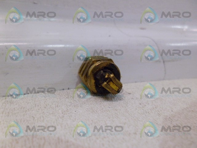 NORDSON 1015820 NOZZLE *NEW*