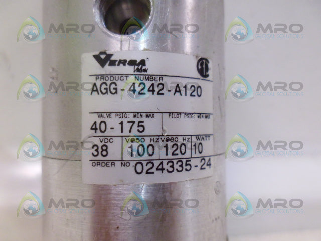 VERSA AGG-4242-A120 4-WAY VALVE *NEW NO BOX*