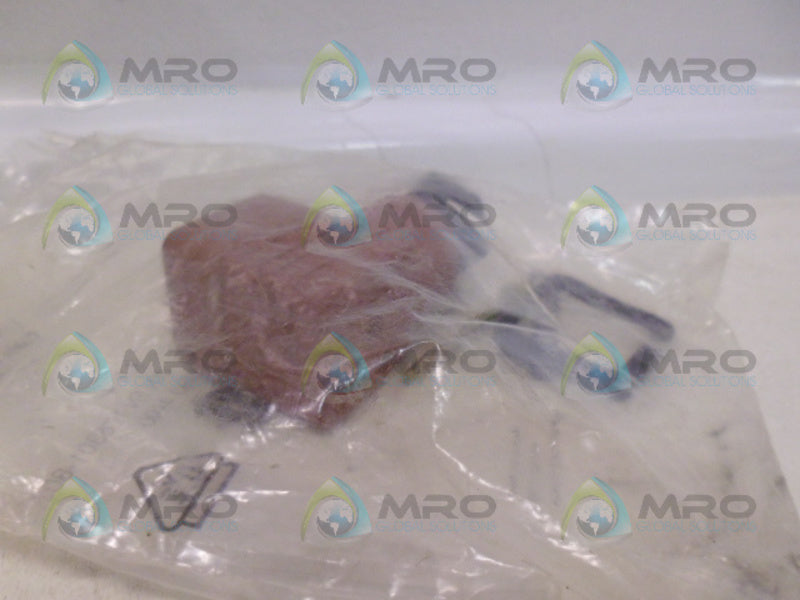 REXROTH R900011039 CABLE SOCKET CONNECTOR *NEW IN FACTORY BAG*