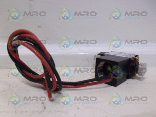 MAC PME-613CAAA PNEUMATIC VALVE (AS PICTURED) *USED*