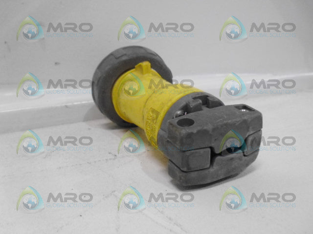 HUBBELL 320P4W PIN AND SLEEVE *USED*