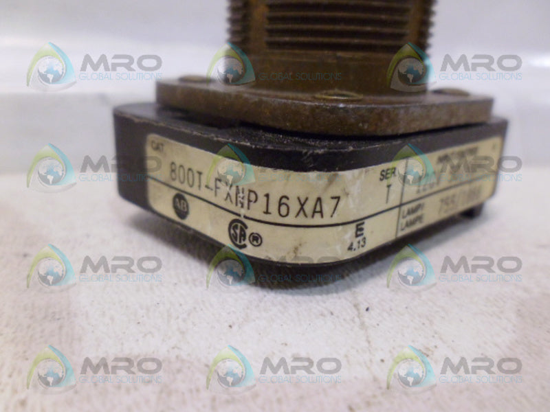 ALLEN BRADLEY 800T-FXNP16XA7 SER T PUSH BUTTON *USED*