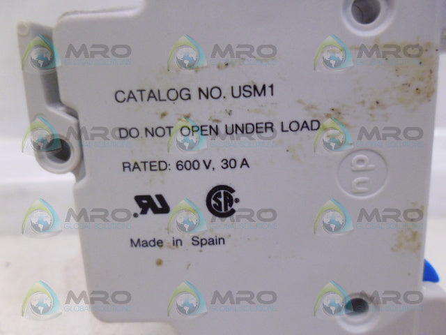 GOULD USM1 FUSE HOLDER *USED*