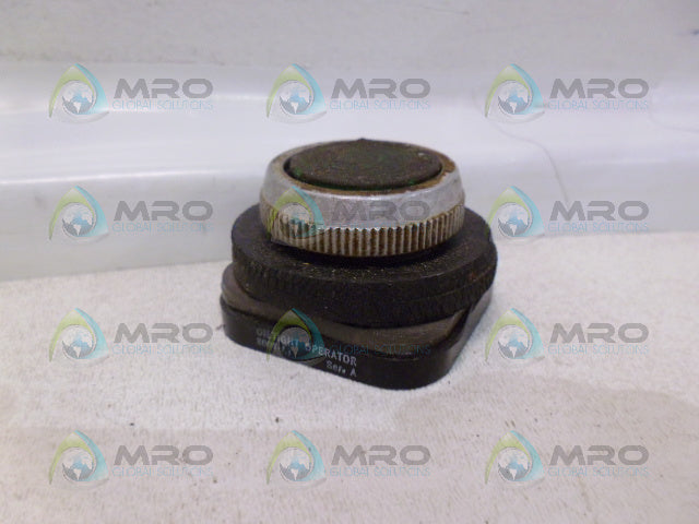 ALLEN BRADLEY 800T-A1 SER A PUSH BUTTON (GREEN) *USED*