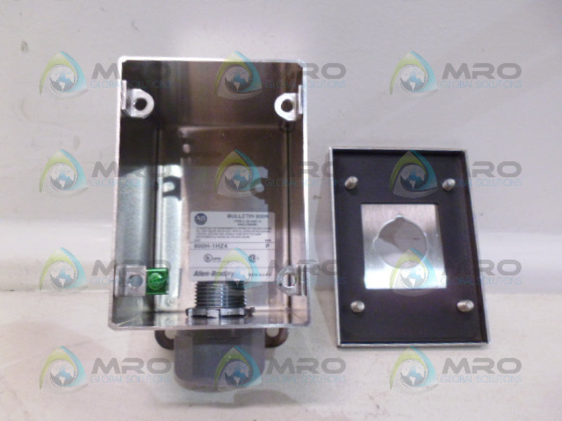 ALLEN BRADLEY 800H-1HZ4 SER P ENCLOSURE (AS PICTURED) *NEW NO BOX*
