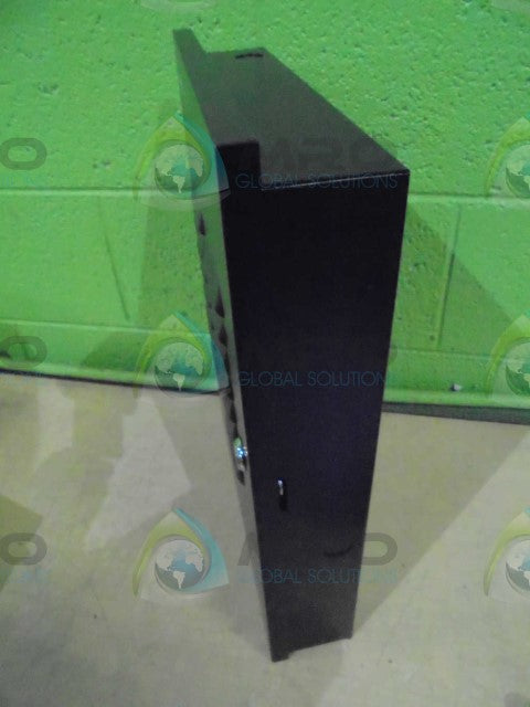 SIEMENS 310-099073 ENCLOSER *NEW IN BOX*