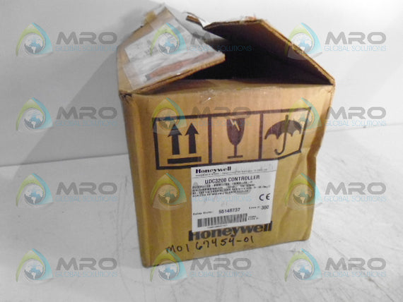 HONEYWELL DC3200-CB-000R-100-00000-E0-0 CONTROLLER *NEW IN BOX*