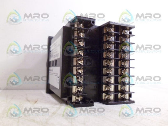 HONEYWELL DC3200-CB-000R-100-00000-E0-0 CONTROLLER *NEW IN BOX*
