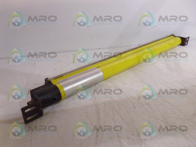 ALLEN BRADLEY R4J0640YD SER A GUARD SHIELD LIGHT CURTAIN REV. B *USED*