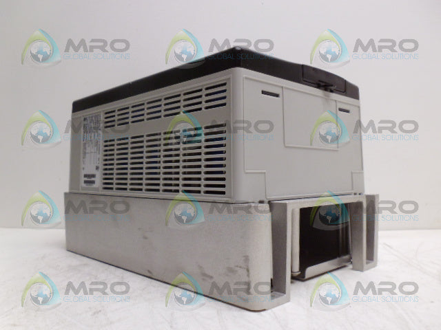 ALLEN BRADLEY POWERFLEX 70 20AE011A0AYNNNC0 SER A DRIVE F/W 5.001 *NEW NO BOX*