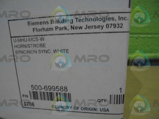 SIEMENS BUILDING TECHNOLOGIES INC. 500-699588 WHT STROBE HORN *FACTORY SEAL*
