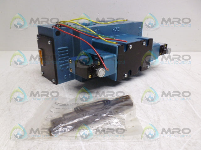 MAC 6631A-613-PM-114DA SOLENOID VALVE (AS PICTURED) *NEW NO BOX*