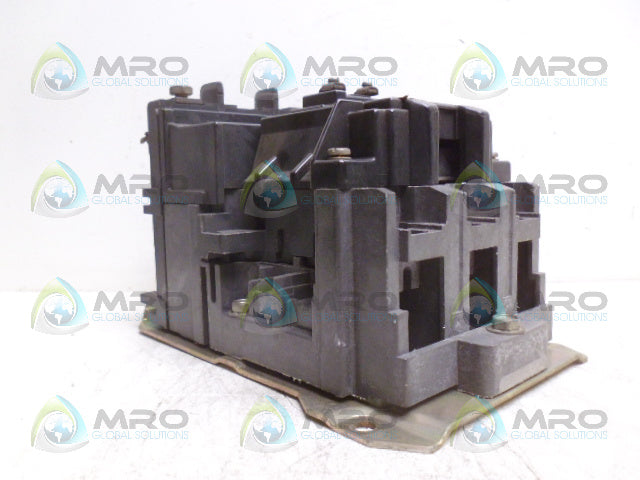 ALLEN BRADLEY 500-DOA920 SER A CONTACTOR *USED*