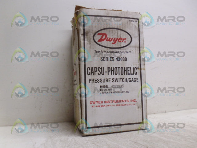 DWYER 43230SB SERIES 43000 PRESSURE SWITCH *NEW IN BOX*
