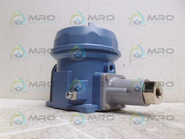 UE H121-702 PRESSURE SWITCH *NEW IN BOX*