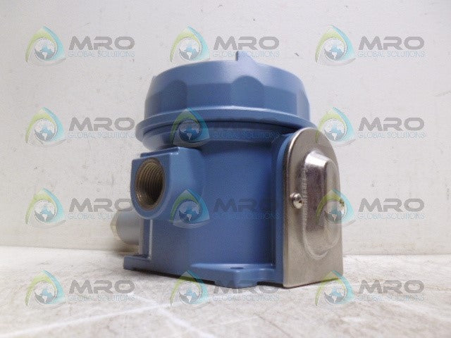 UE H121-702 PRESSURE SWITCH *NEW IN BOX*