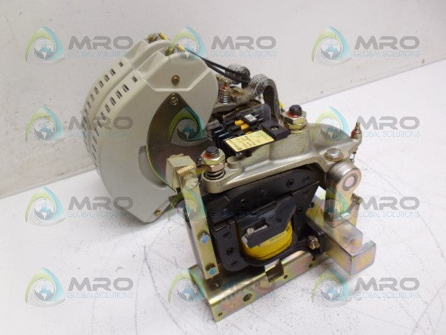 TOSHIBA CV1JB 135584301 CONTACTOR *NEW NO BOX*