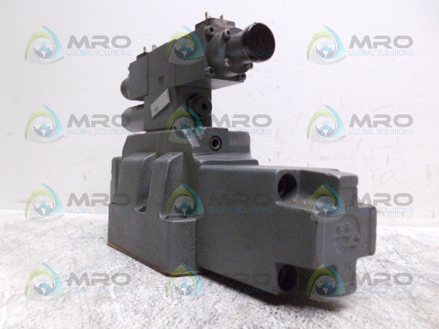 REXROTH 4WRZ25W270-31/6A24N9Z4/D2M DIRECTIONAL VALVE *USED*